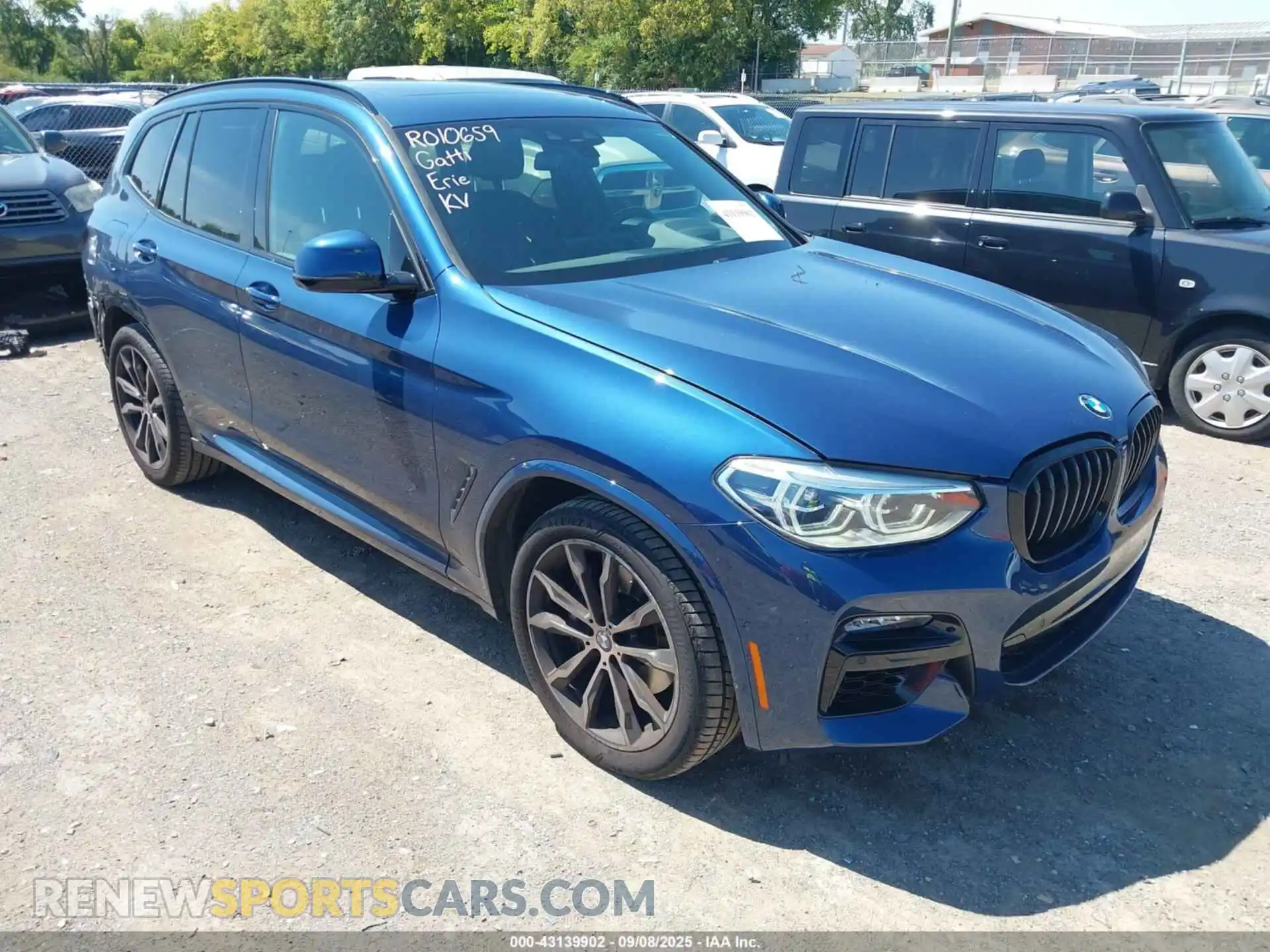 1 Photograph of a damaged car 5UXTY9C08M9E50357 BMW X3 2021