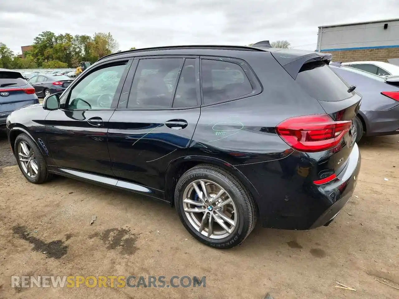 2 Photograph of a damaged car 5UXTY9C09M9G99511 BMW X3 2021