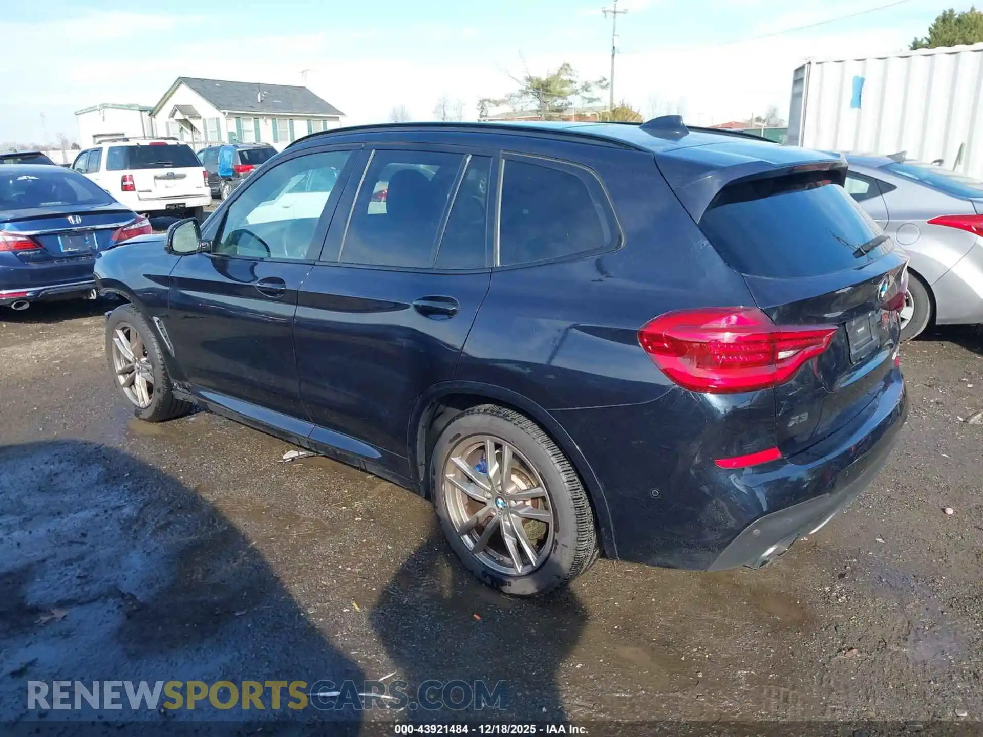 3 Photograph of a damaged car 5UXTY9C0XM9G76125 BMW X3 2021