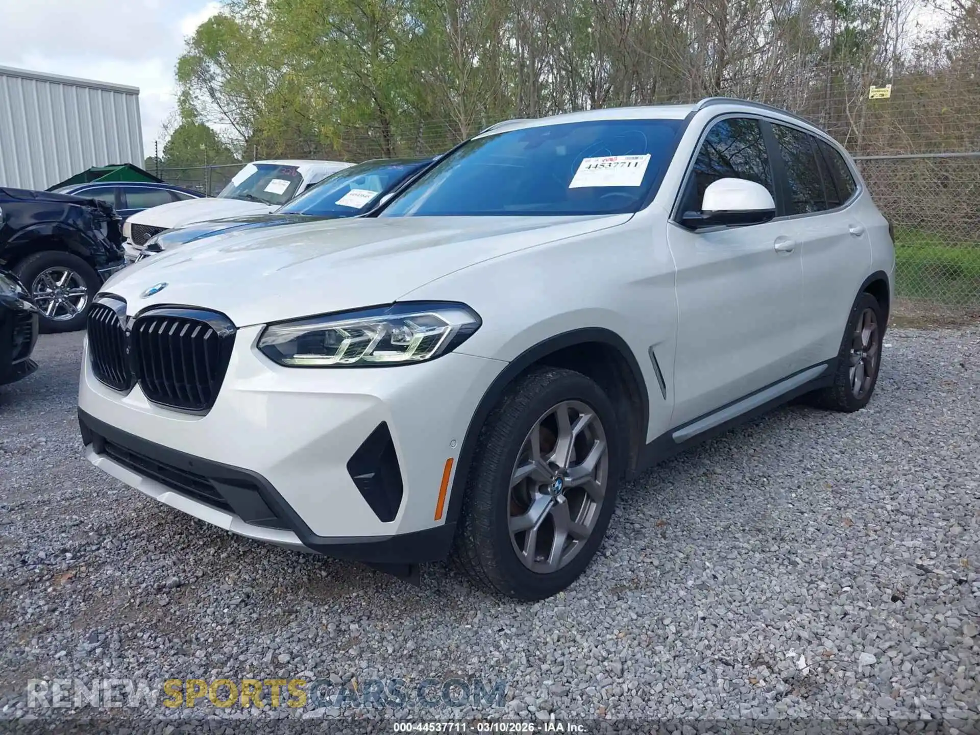 2 Photograph of a damaged car 5UX43DP00N9J50486 BMW X3 2022