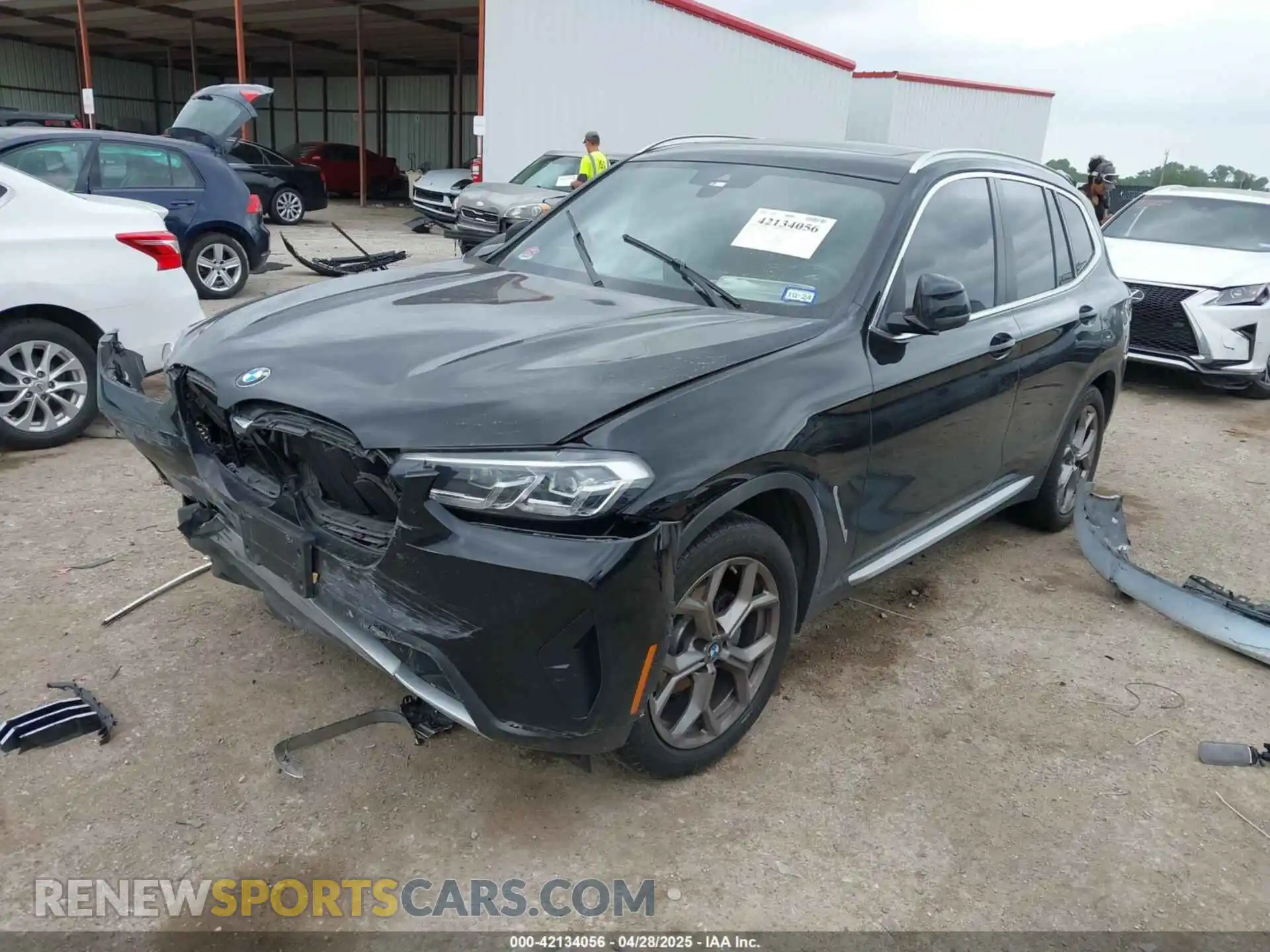 2 Photograph of a damaged car 5UX43DP00N9K19046 BMW X3 2022