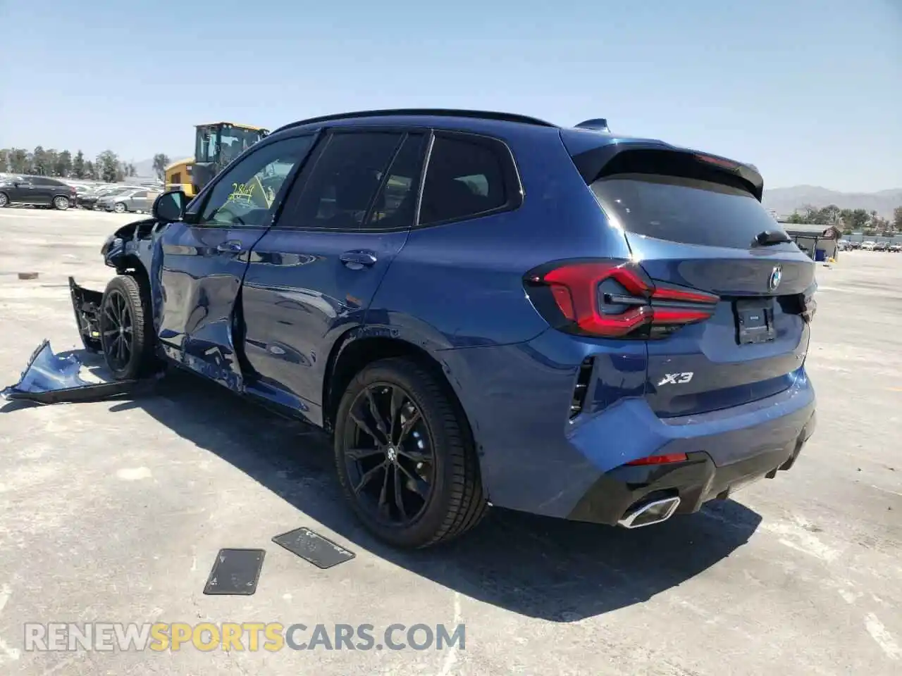 3 Photograph of a damaged car 5UX43DP00N9K36932 BMW X3 2022