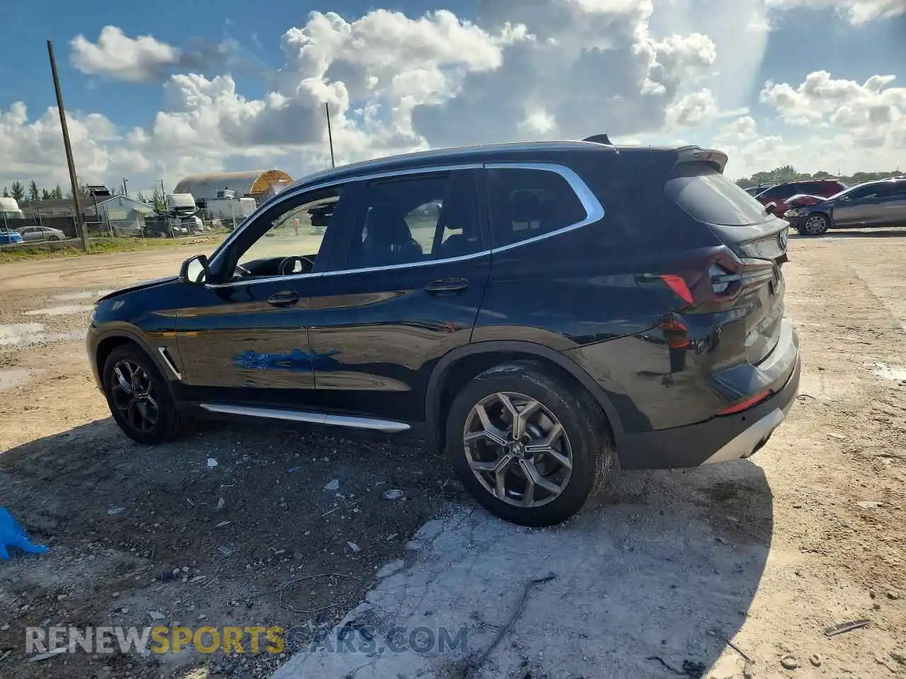 2 Photograph of a damaged car 5UX43DP00N9K48627 BMW X3 2022