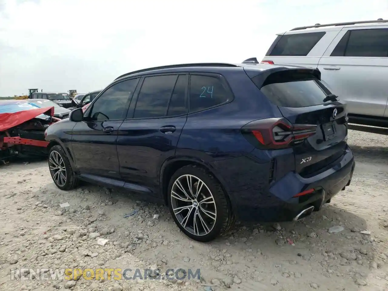 2 Photograph of a damaged car 5UX43DP00N9K52130 BMW X3 2022