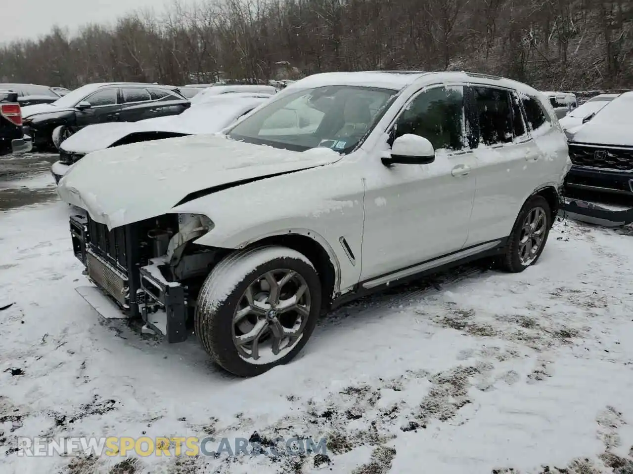 1 Photograph of a damaged car 5UX43DP00N9M49332 BMW X3 2022