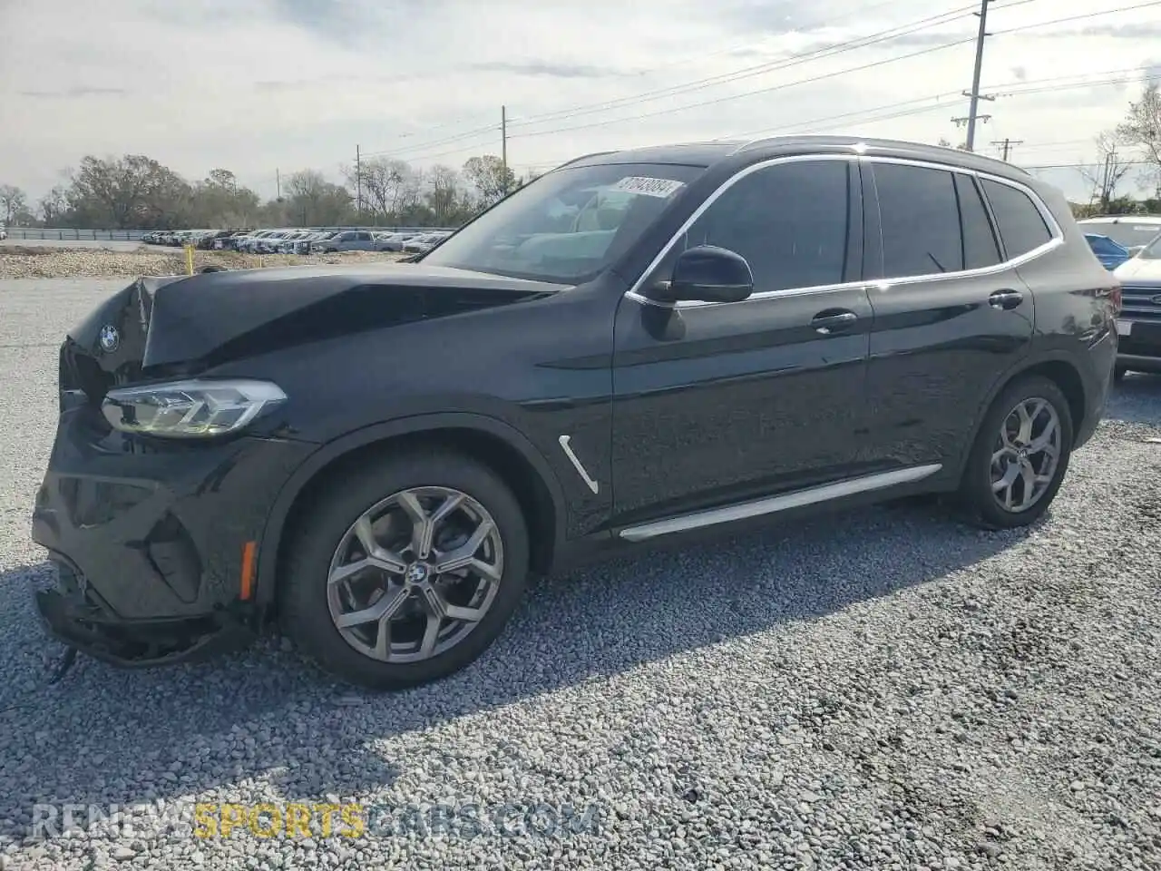1 Photograph of a damaged car 5UX43DP01N9K93172 BMW X3 2022
