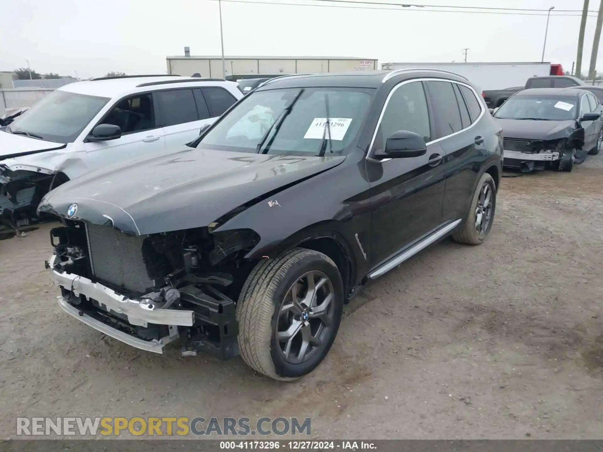 2 Photograph of a damaged car 5UX43DP01N9N22093 BMW X3 2022