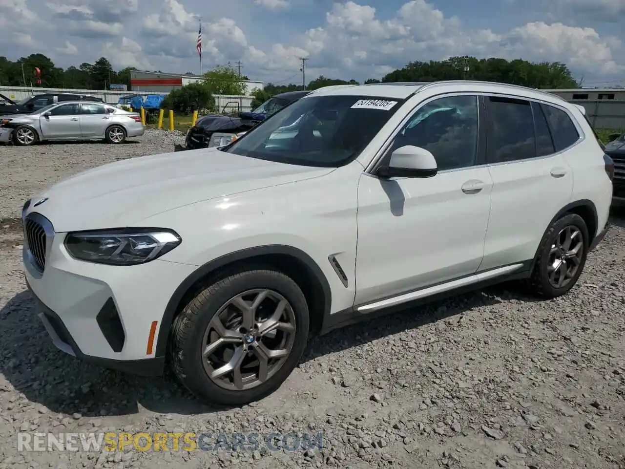 1 Photograph of a damaged car 5UX43DP02N9K66787 BMW X3 2022