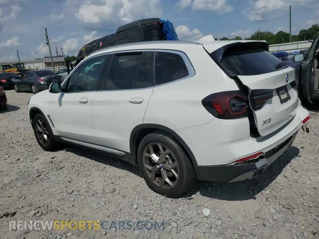 2 Photograph of a damaged car 5UX43DP02N9K66787 BMW X3 2022