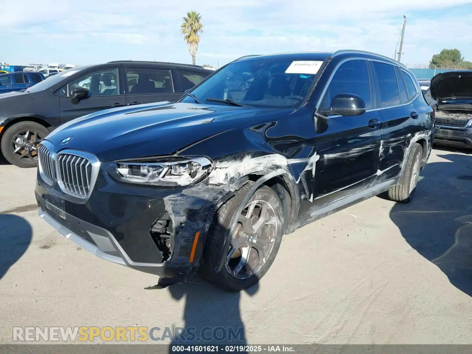 2 Фотография поврежденного автомобиля 5UX43DP02N9L58191 BMW X3 2022