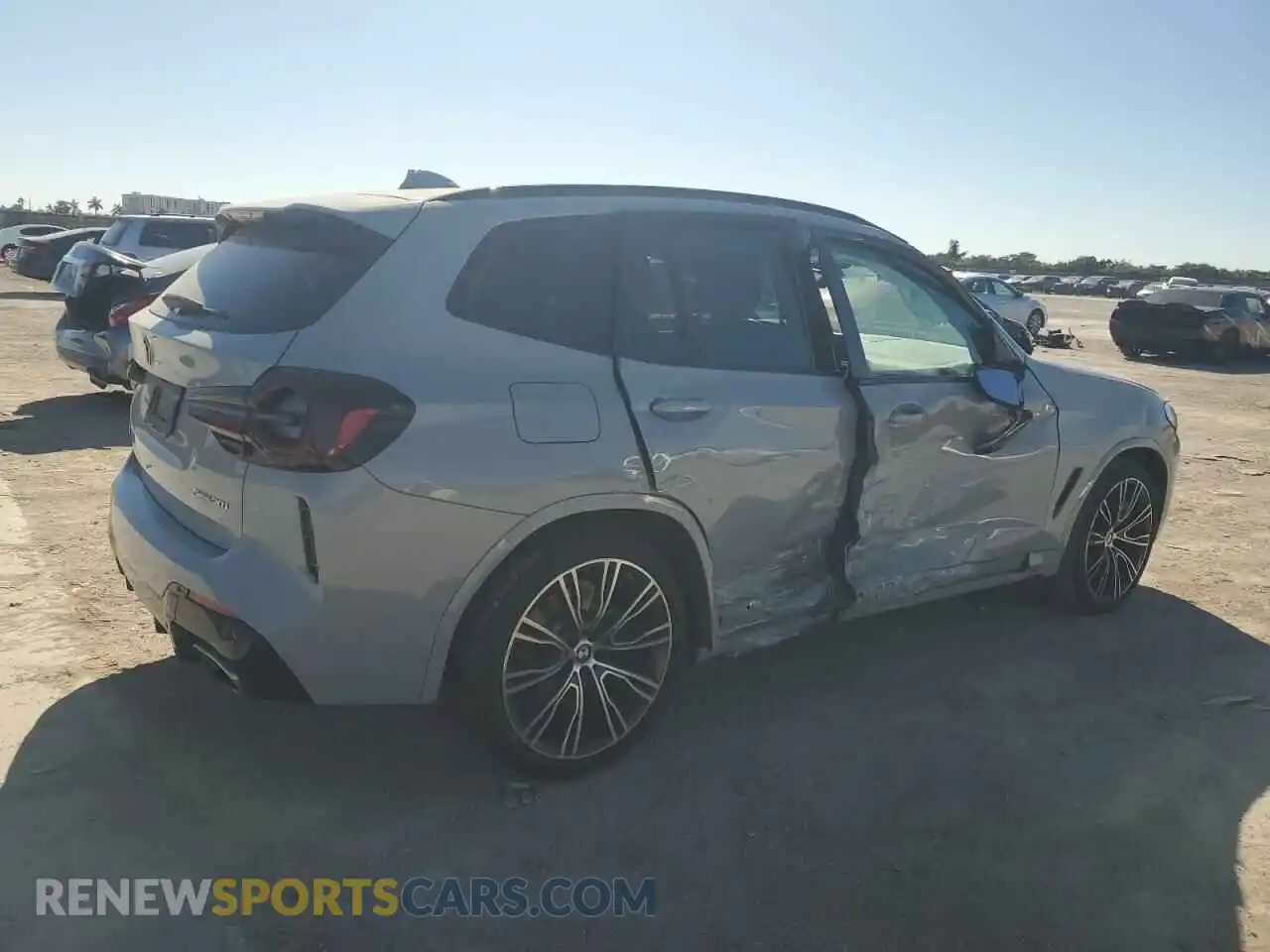 3 Фотография поврежденного автомобиля 5UX43DP03N9L01594 BMW X3 2022