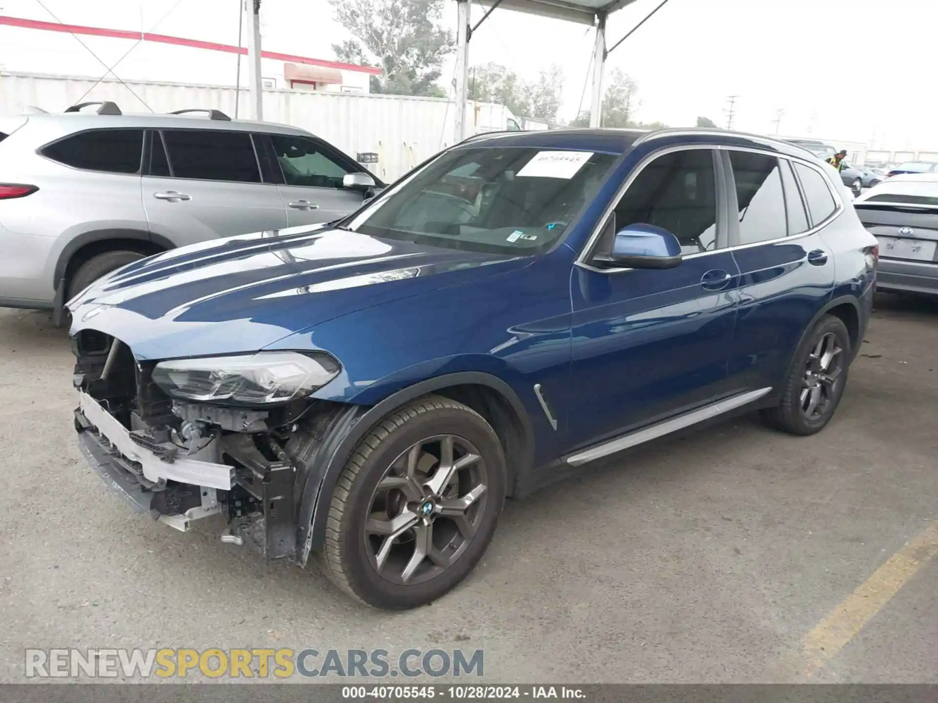 2 Photograph of a damaged car 5UX43DP04N9K69352 BMW X3 2022