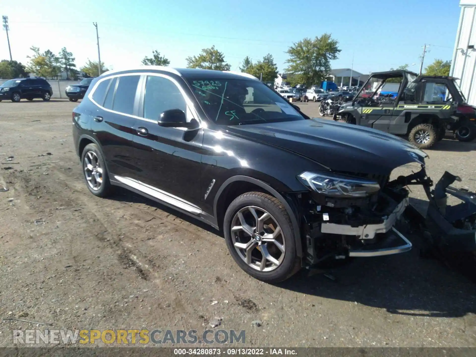 1 Photograph of a damaged car 5UX43DP04N9K82313 BMW X3 2022
