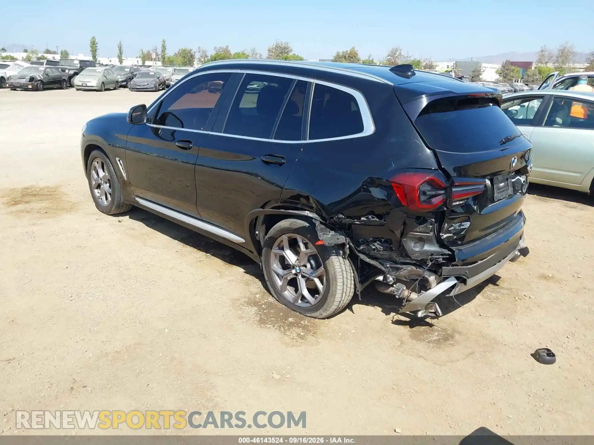 3 Photograph of a damaged car 5UX43DP05N9L39926 BMW X3 2022