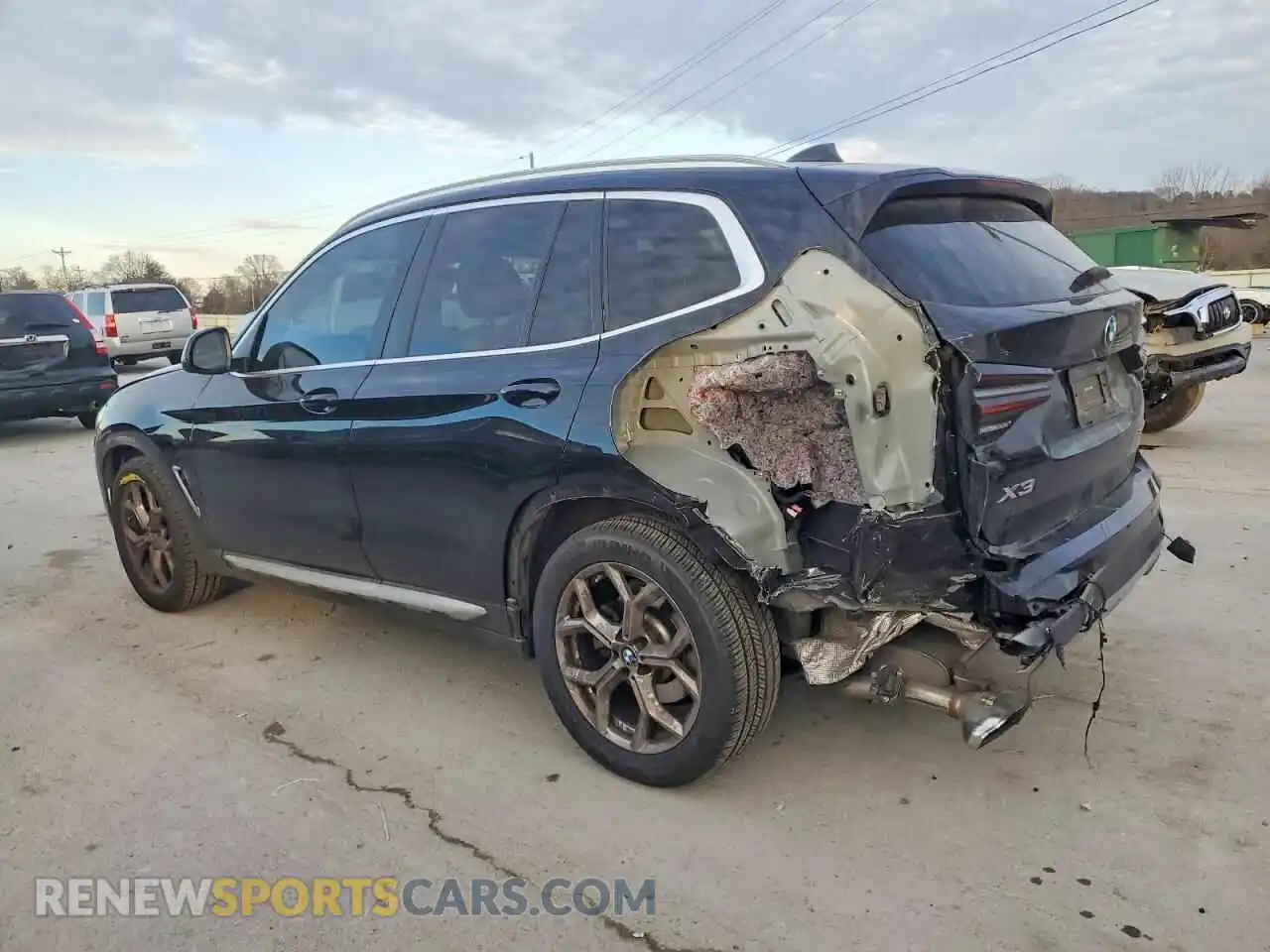 2 Photograph of a damaged car 5UX43DP06N9M09594 BMW X3 2022