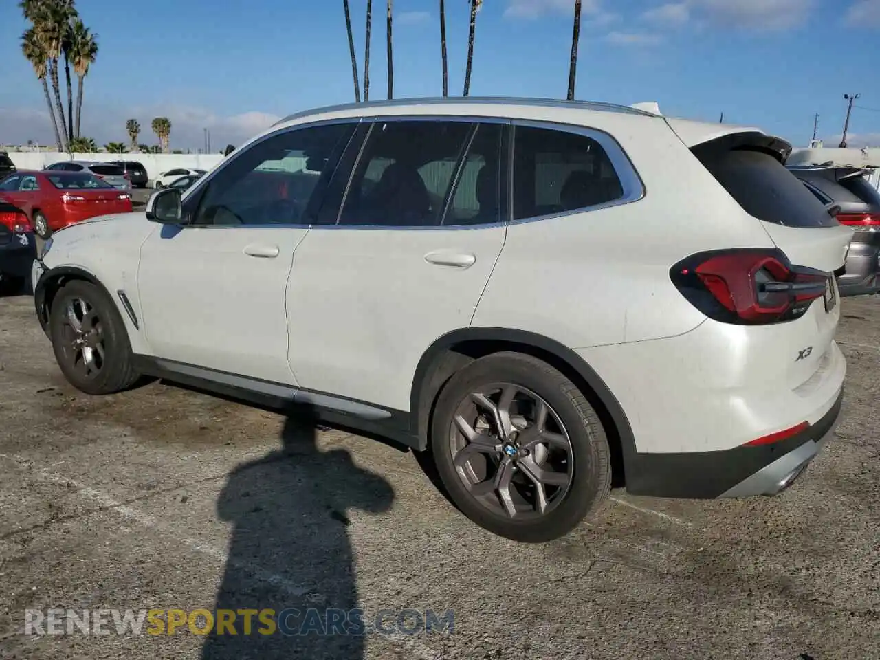 2 Photograph of a damaged car 5UX43DP06N9M30462 BMW X3 2022