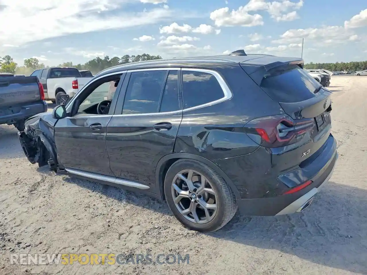2 Photograph of a damaged car 5UX43DP07N9J86689 BMW X3 2022