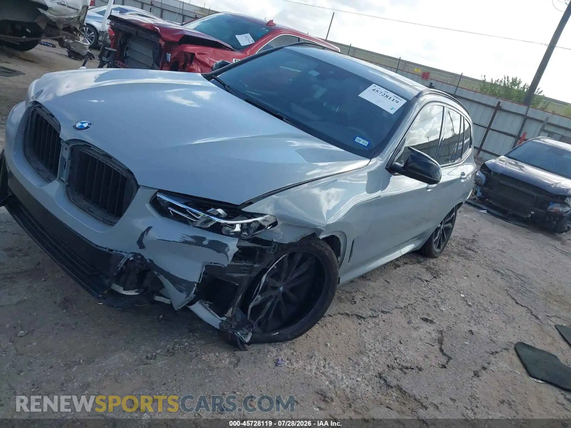 2 Фотография поврежденного автомобиля 5UX43DP08N9K84937 BMW X3 2022