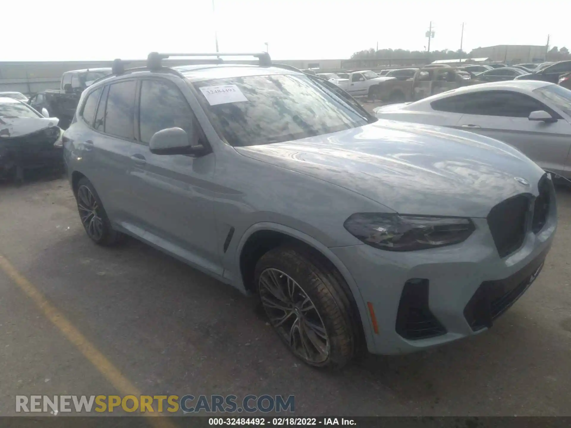 1 Photograph of a damaged car 5UX43DP08N9K95145 BMW X3 2022