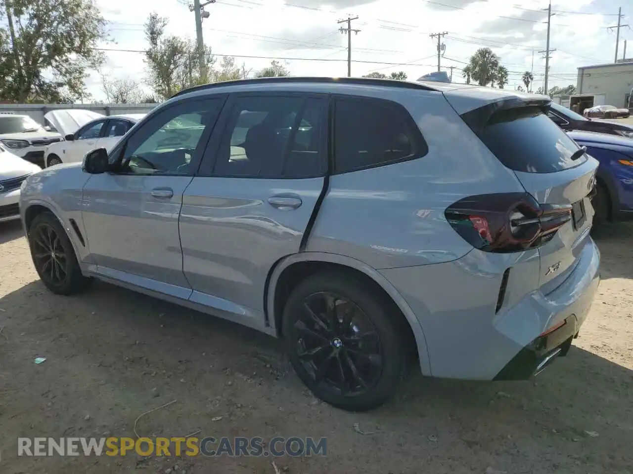 2 Photograph of a damaged car 5UX43DP09N9K72389 BMW X3 2022