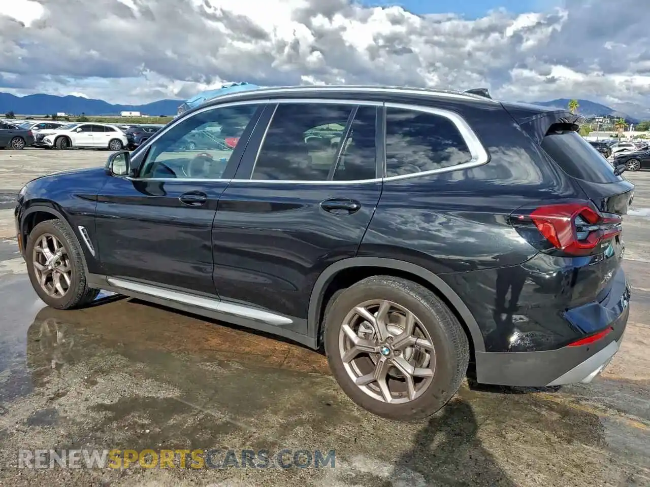 2 Photograph of a damaged car 5UX43DP09N9L47348 BMW X3 2022