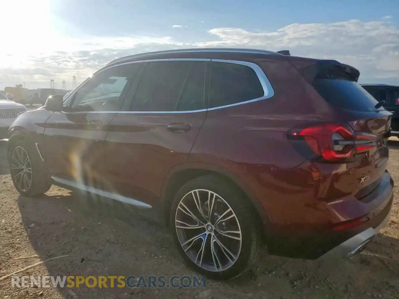 2 Photograph of a damaged car 5UX43DP09N9M55985 BMW X3 2022