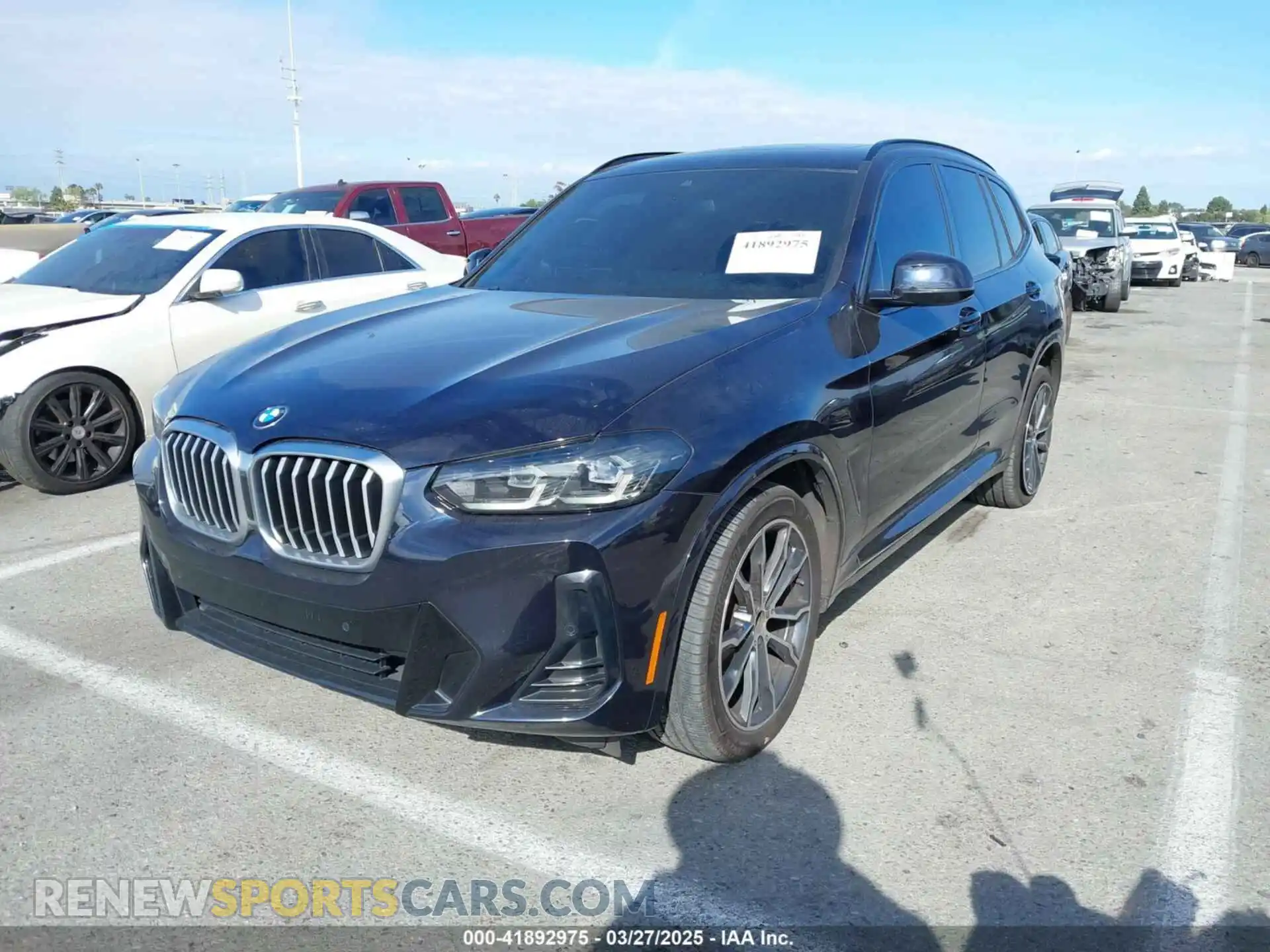 2 Photograph of a damaged car 5UX43DP09N9M68350 BMW X3 2022