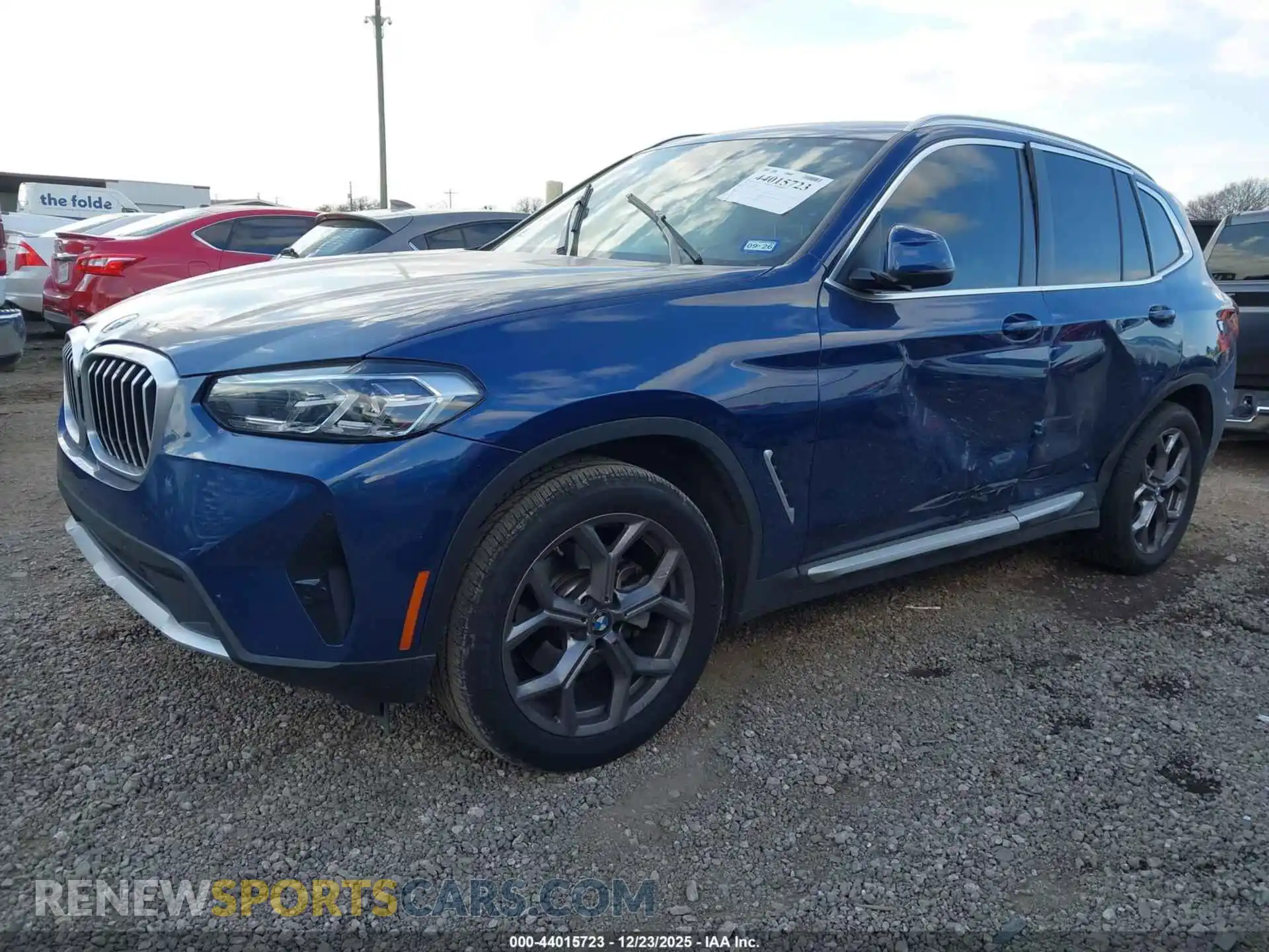 2 Photograph of a damaged car 5UX43DP09N9N42642 BMW X3 2022
