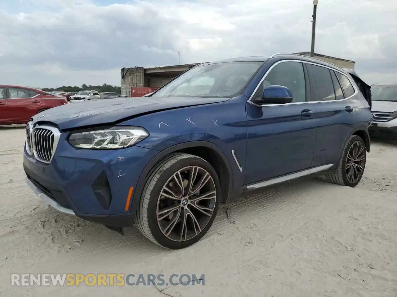 1 Photograph of a damaged car 5UX43DP0XN9M09873 BMW X3 2022