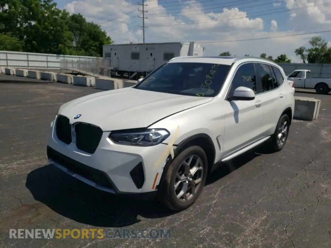 2 Photograph of a damaged car 5UX53DP00N9J98610 BMW X3 2022