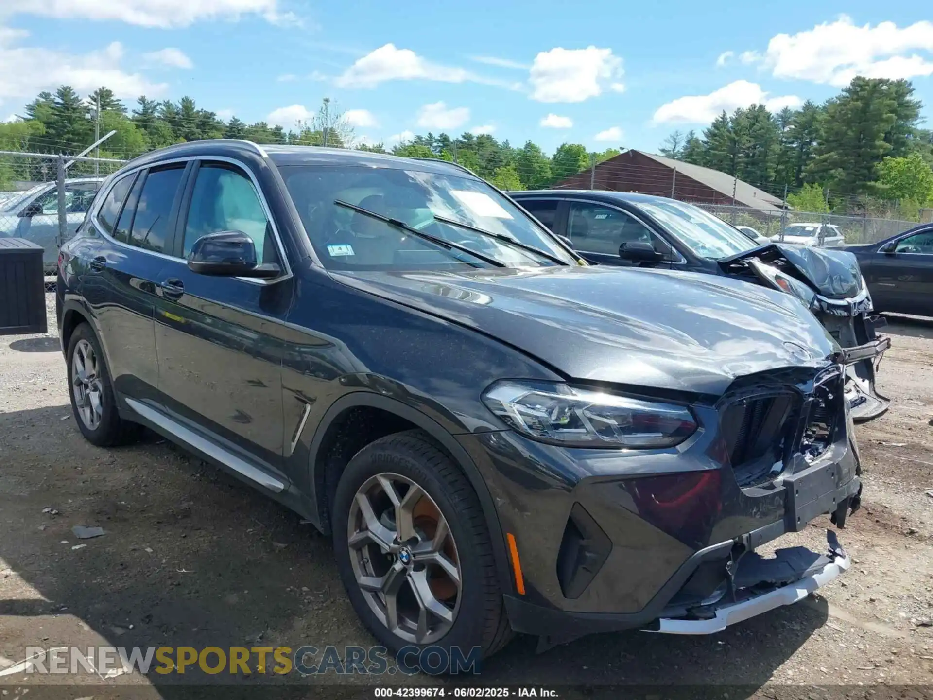 1 Photograph of a damaged car 5UX53DP00N9K59857 BMW X3 2022