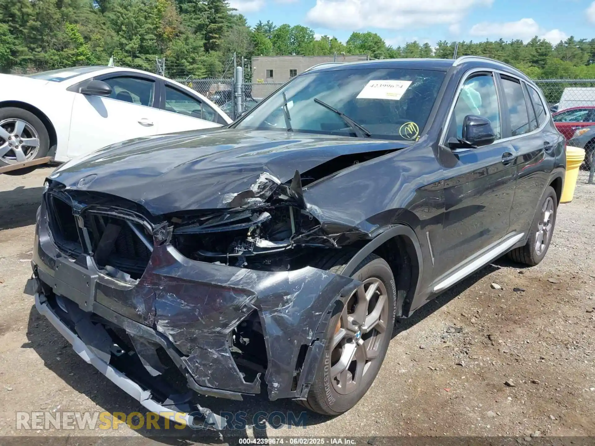 2 Photograph of a damaged car 5UX53DP00N9K59857 BMW X3 2022