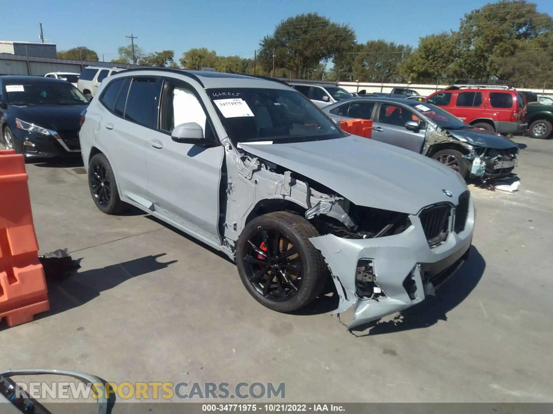 1 Photograph of a damaged car 5UX53DP00N9K95094 BMW X3 2022