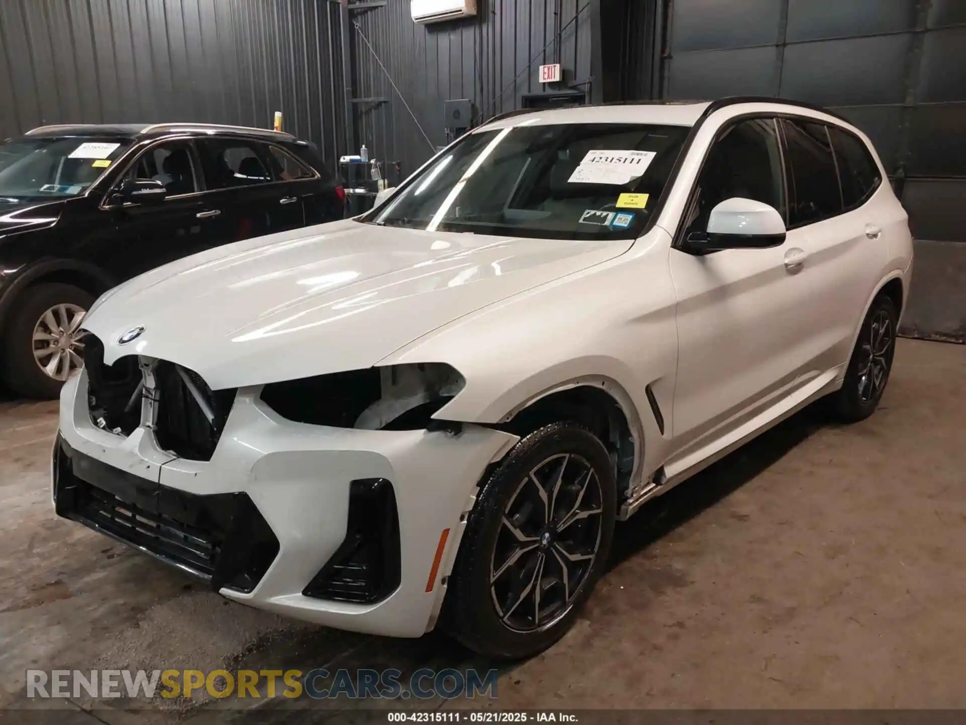 2 Photograph of a damaged car 5UX53DP00N9M86496 BMW X3 2022