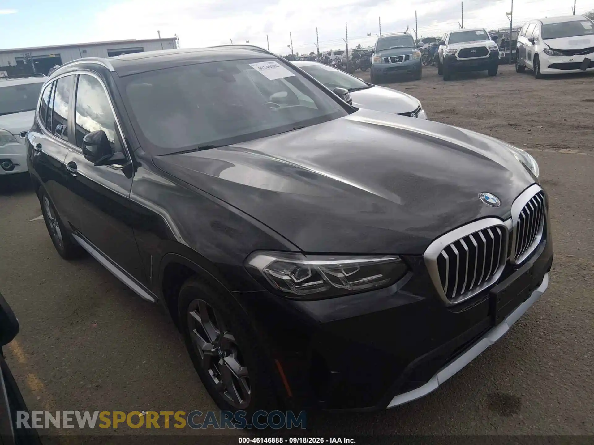 1 Photograph of a damaged car 5UX53DP00N9N17794 BMW X3 2022