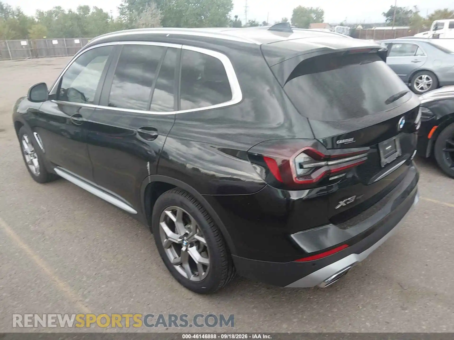 3 Photograph of a damaged car 5UX53DP00N9N17794 BMW X3 2022