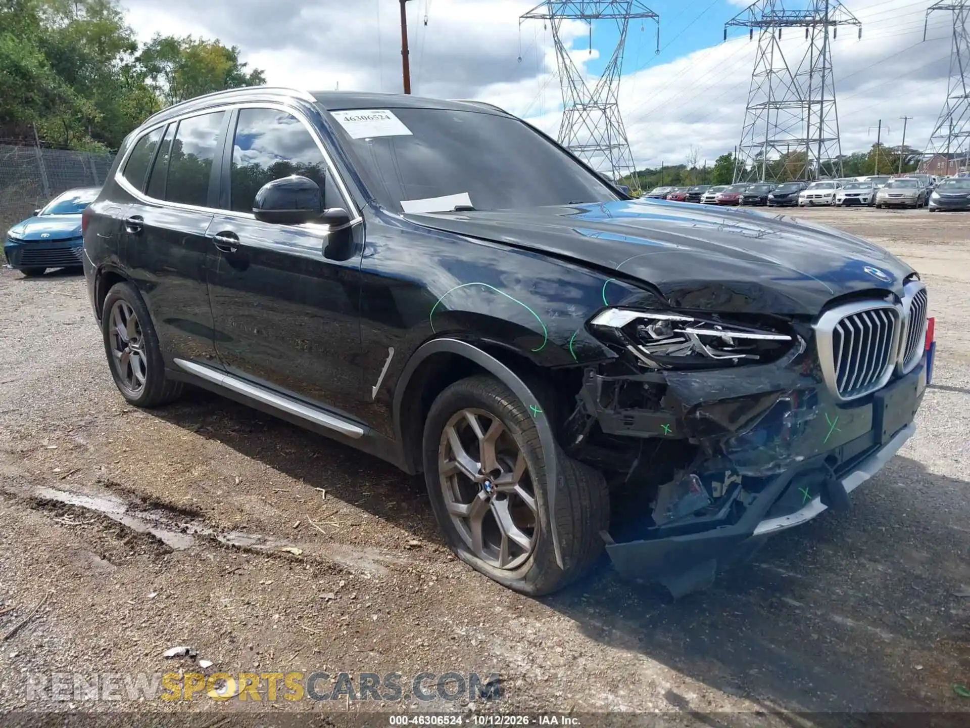 1 Photograph of a damaged car 5UX53DP02N9K50383 BMW X3 2022