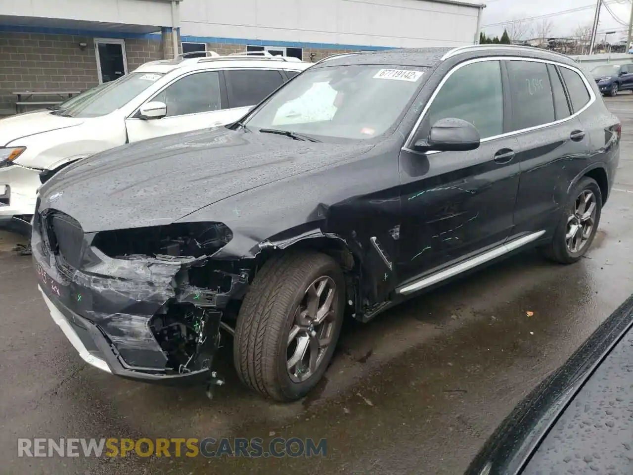 1 Photograph of a damaged car 5UX53DP02N9L05172 BMW X3 2022