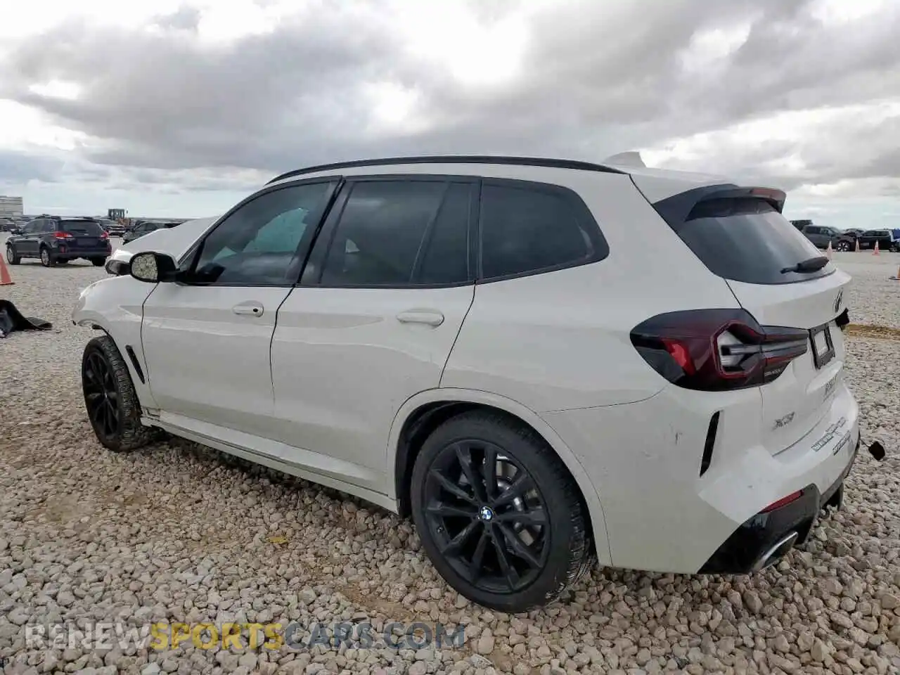 2 Photograph of a damaged car 5UX53DP02N9L14681 BMW X3 2022