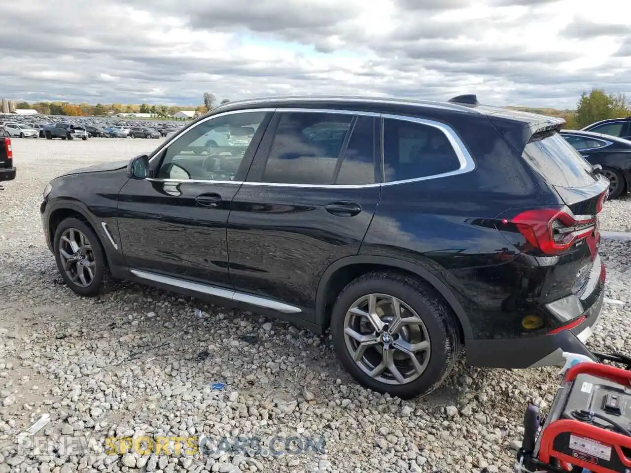 2 Photograph of a damaged car 5UX53DP02N9N15612 BMW X3 2022