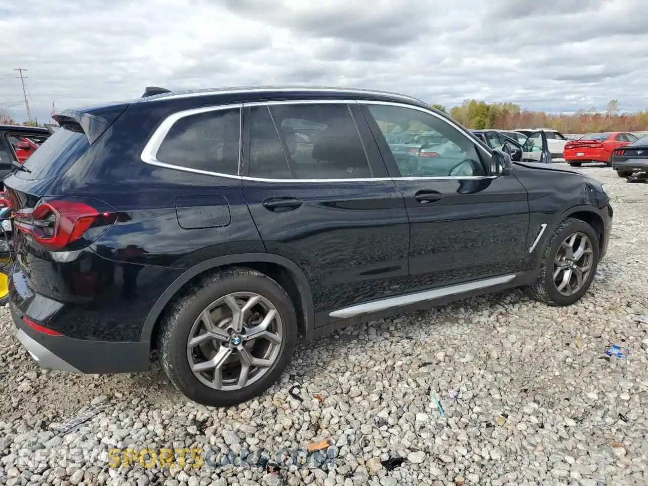 3 Photograph of a damaged car 5UX53DP02N9N15612 BMW X3 2022