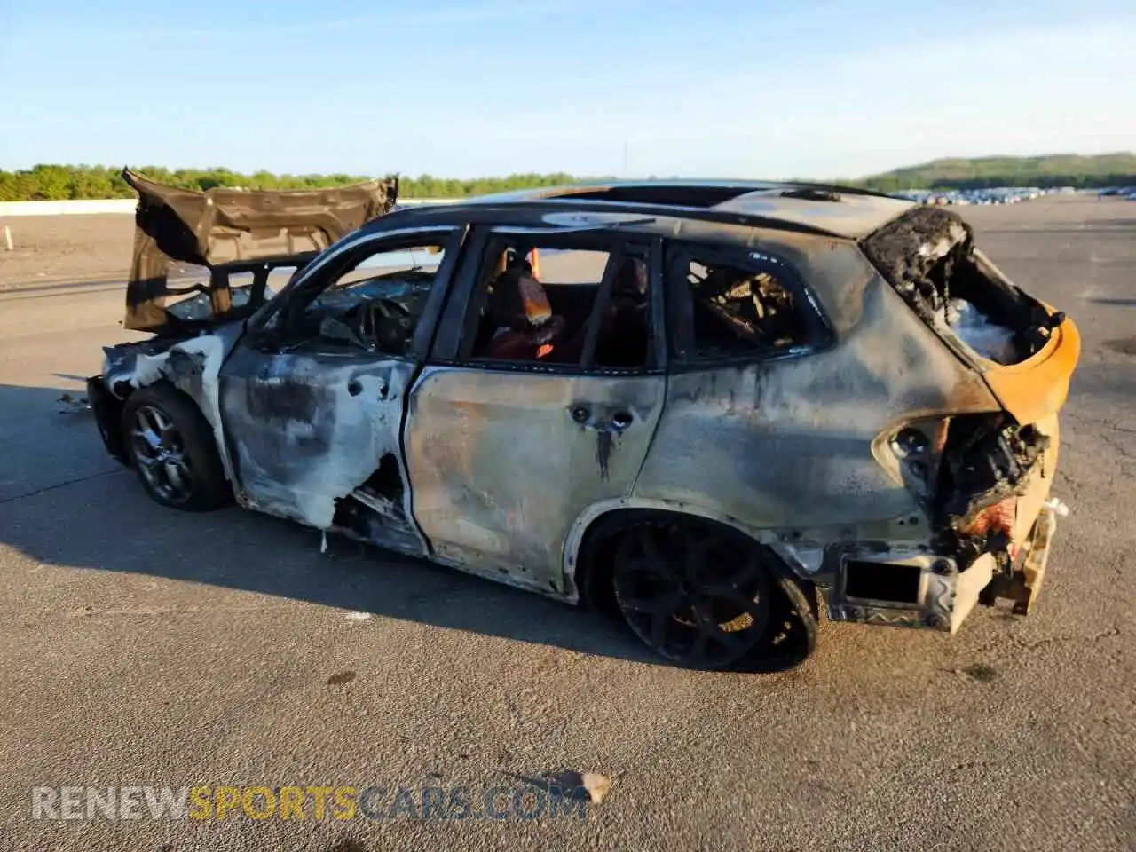 2 Фотография поврежденного автомобиля 5UX53DP02N9N28280 BMW X3 2022