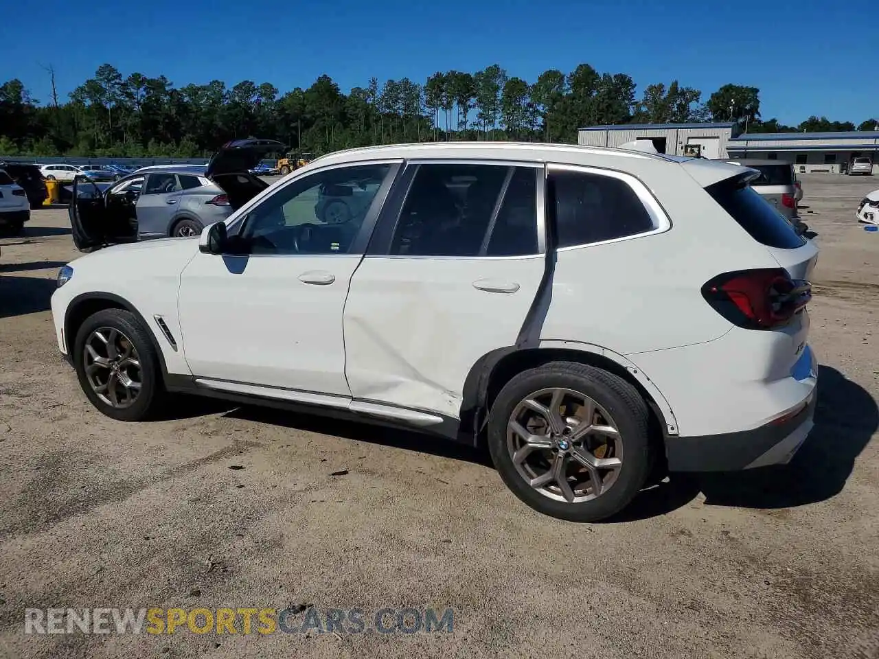 2 Photograph of a damaged car 5UX53DP03N9K58430 BMW X3 2022