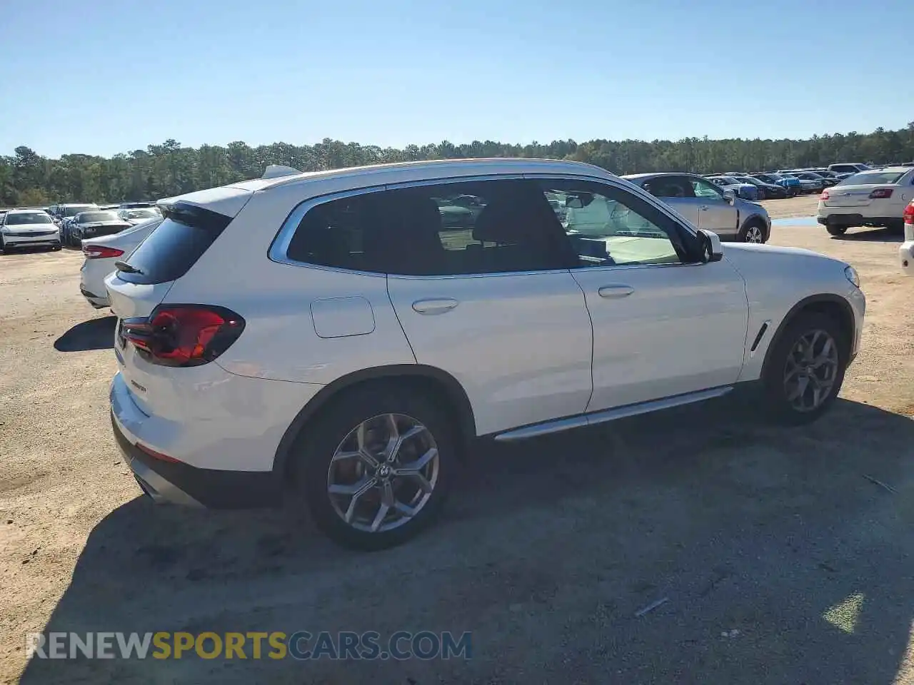 3 Photograph of a damaged car 5UX53DP03N9K58430 BMW X3 2022