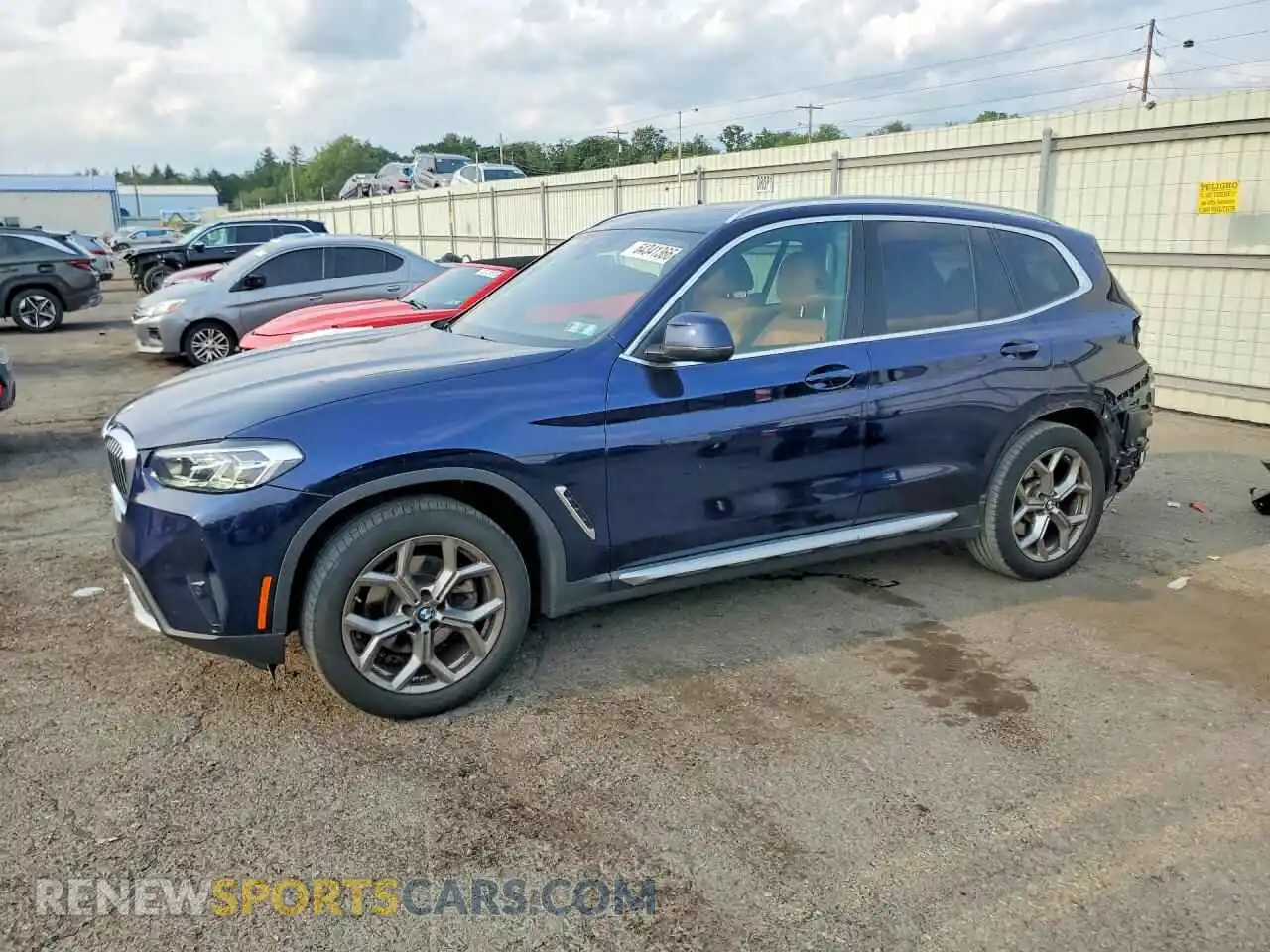1 Photograph of a damaged car 5UX53DP03N9K86373 BMW X3 2022