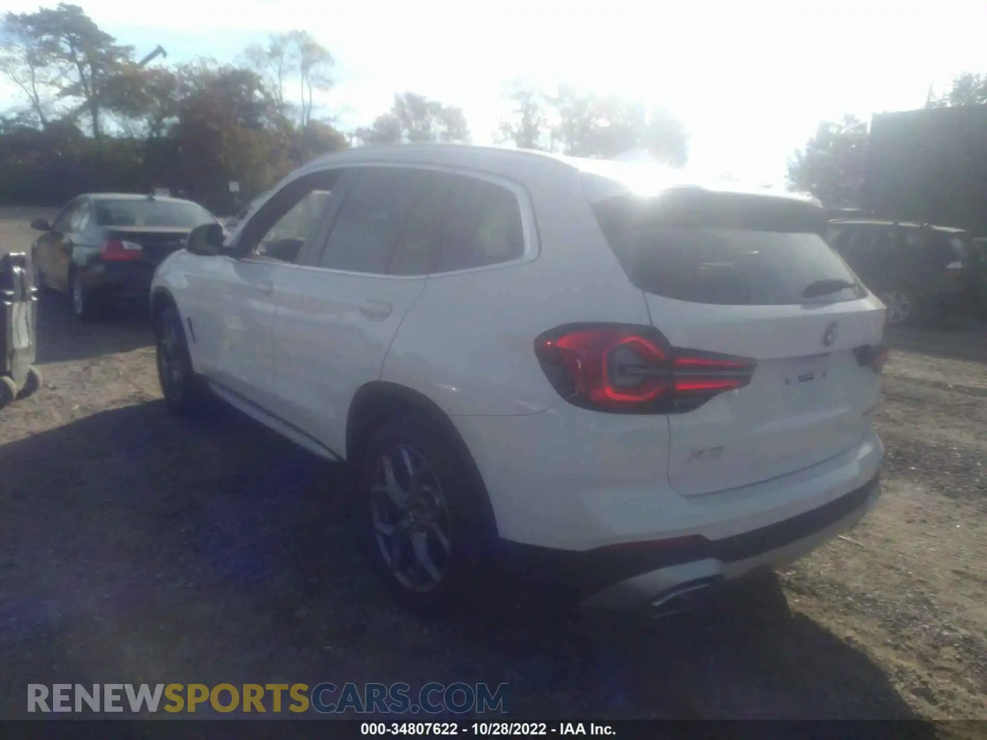 3 Photograph of a damaged car 5UX53DP03N9K87510 BMW X3 2022