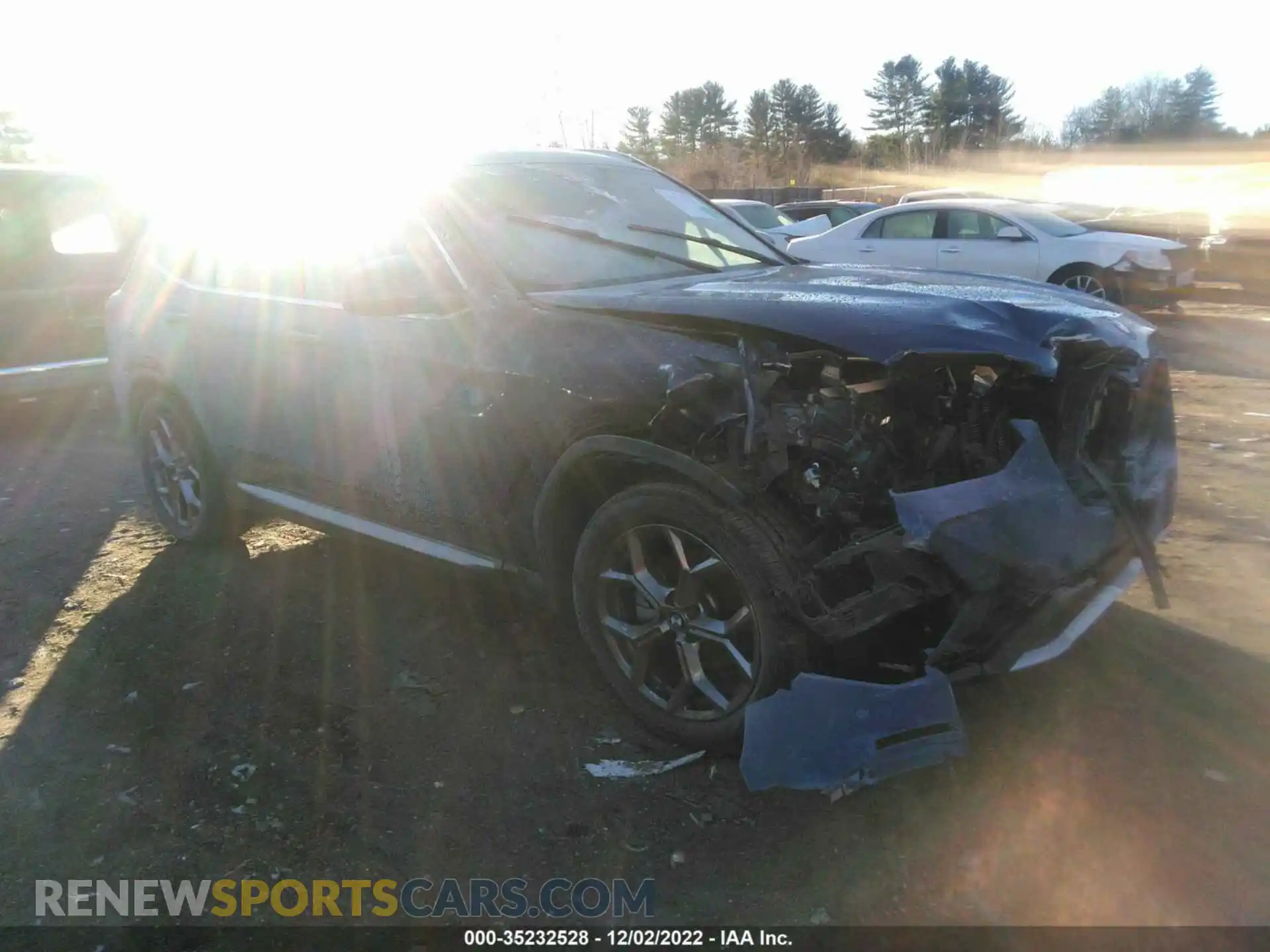 1 Photograph of a damaged car 5UX53DP03N9L33613 BMW X3 2022