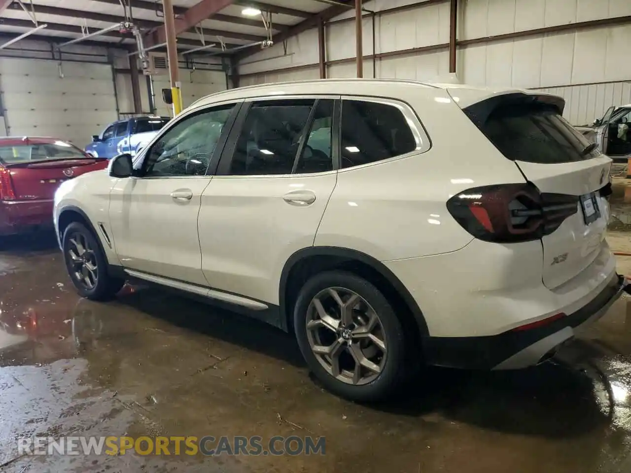 2 Photograph of a damaged car 5UX53DP04N9H43307 BMW X3 2022