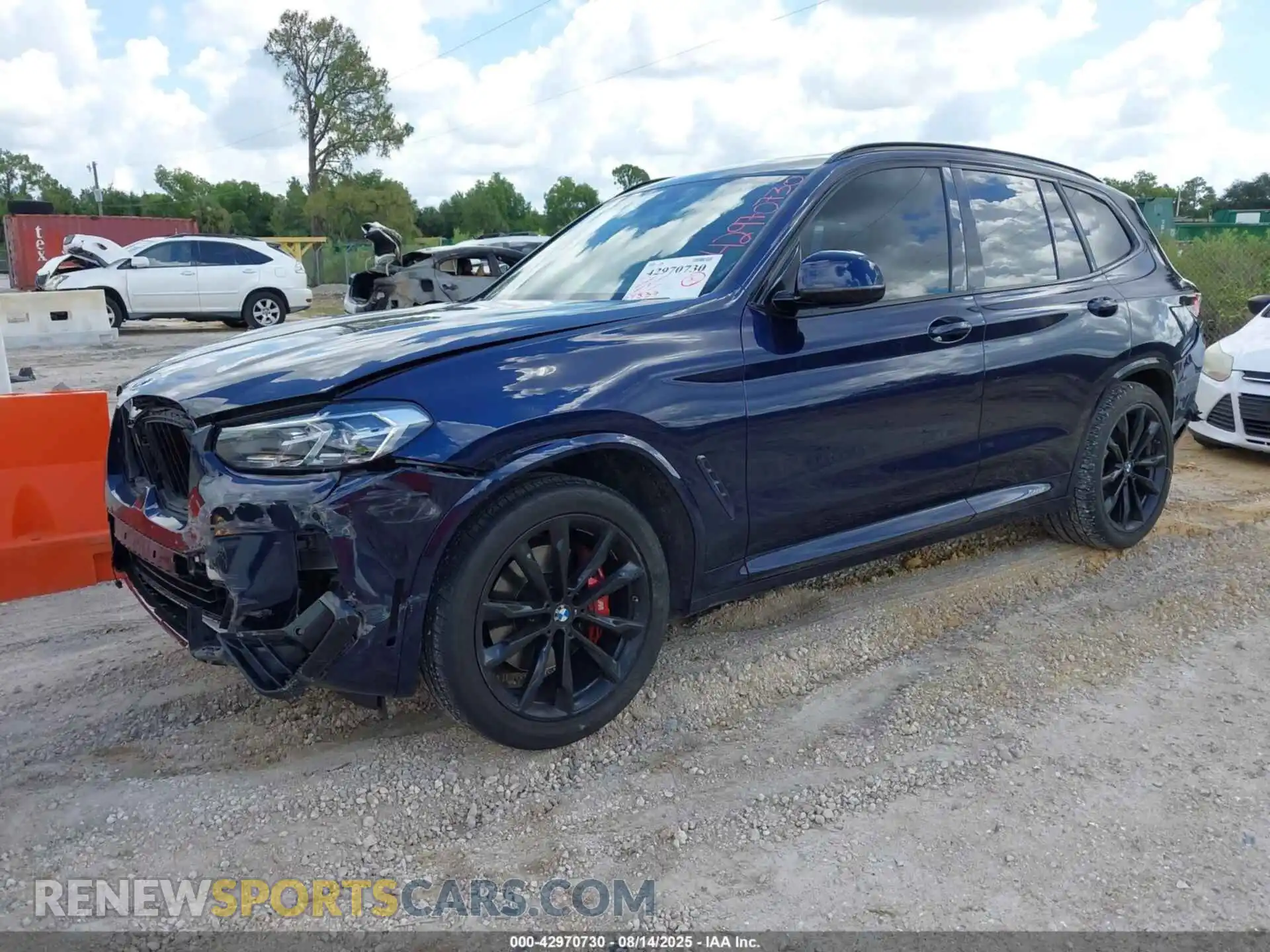 2 Photograph of a damaged car 5UX53DP04N9K19345 BMW X3 2022