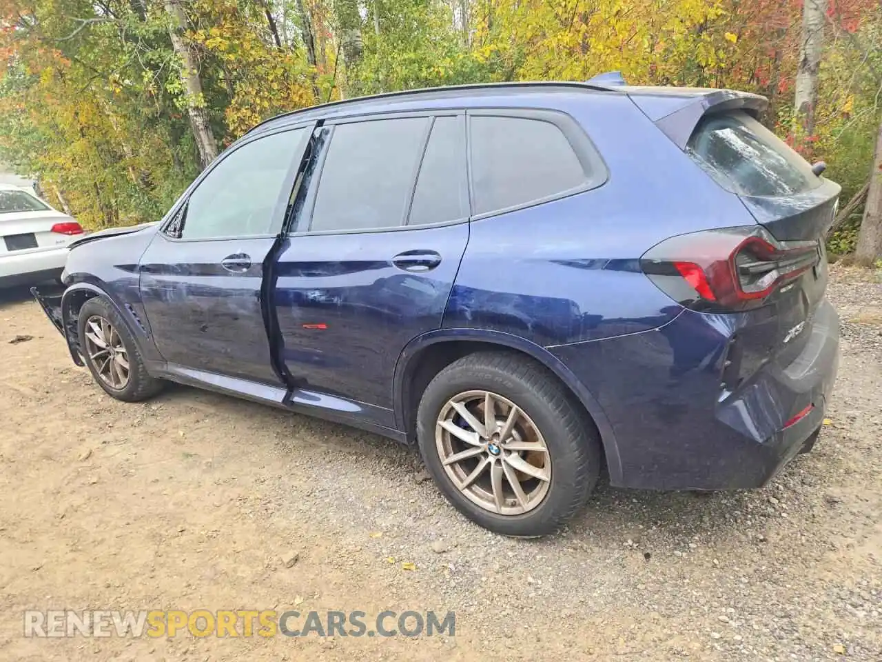 2 Photograph of a damaged car 5UX53DP04N9L45611 BMW X3 2022